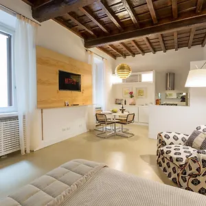 Apartment Gold Spanish's Steps, Rome