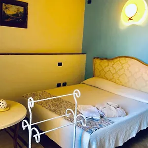  Apartment Delicious Santa Croce Italy